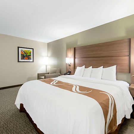 Quality Inn Mishawaka Near Notre Dame Zewnętrze zdjęcie