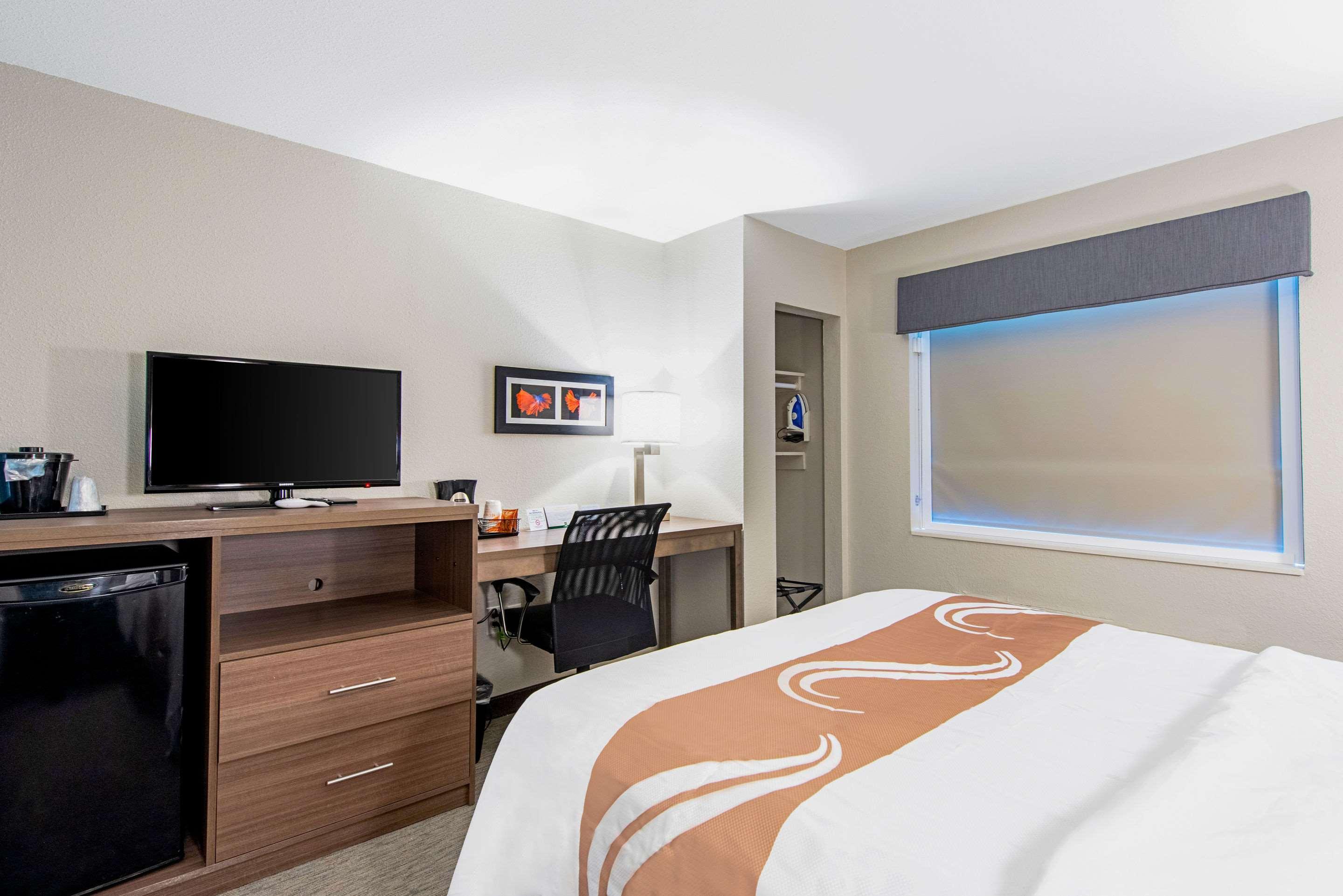 Quality Inn Mishawaka Near Notre Dame Zewnętrze zdjęcie