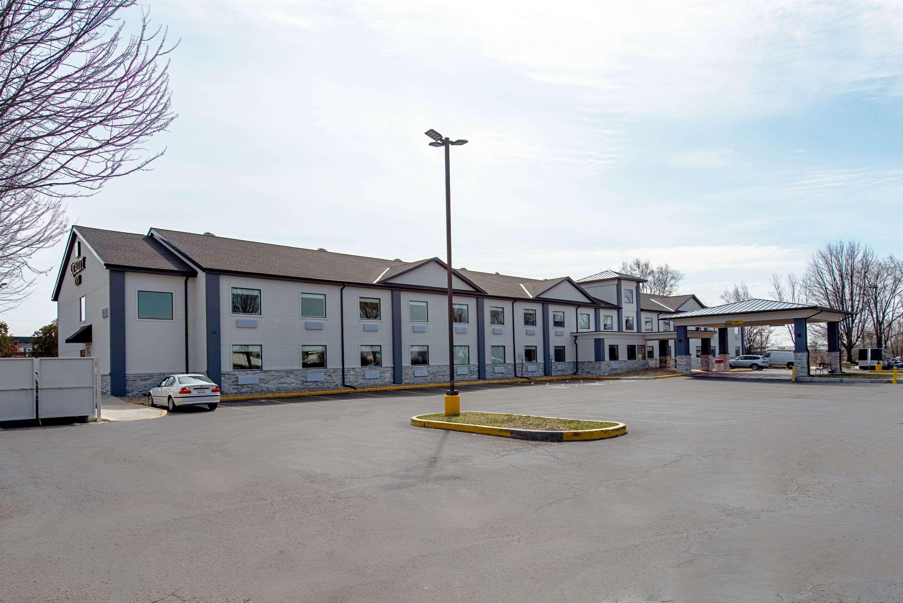 Quality Inn Mishawaka Near Notre Dame Zewnętrze zdjęcie