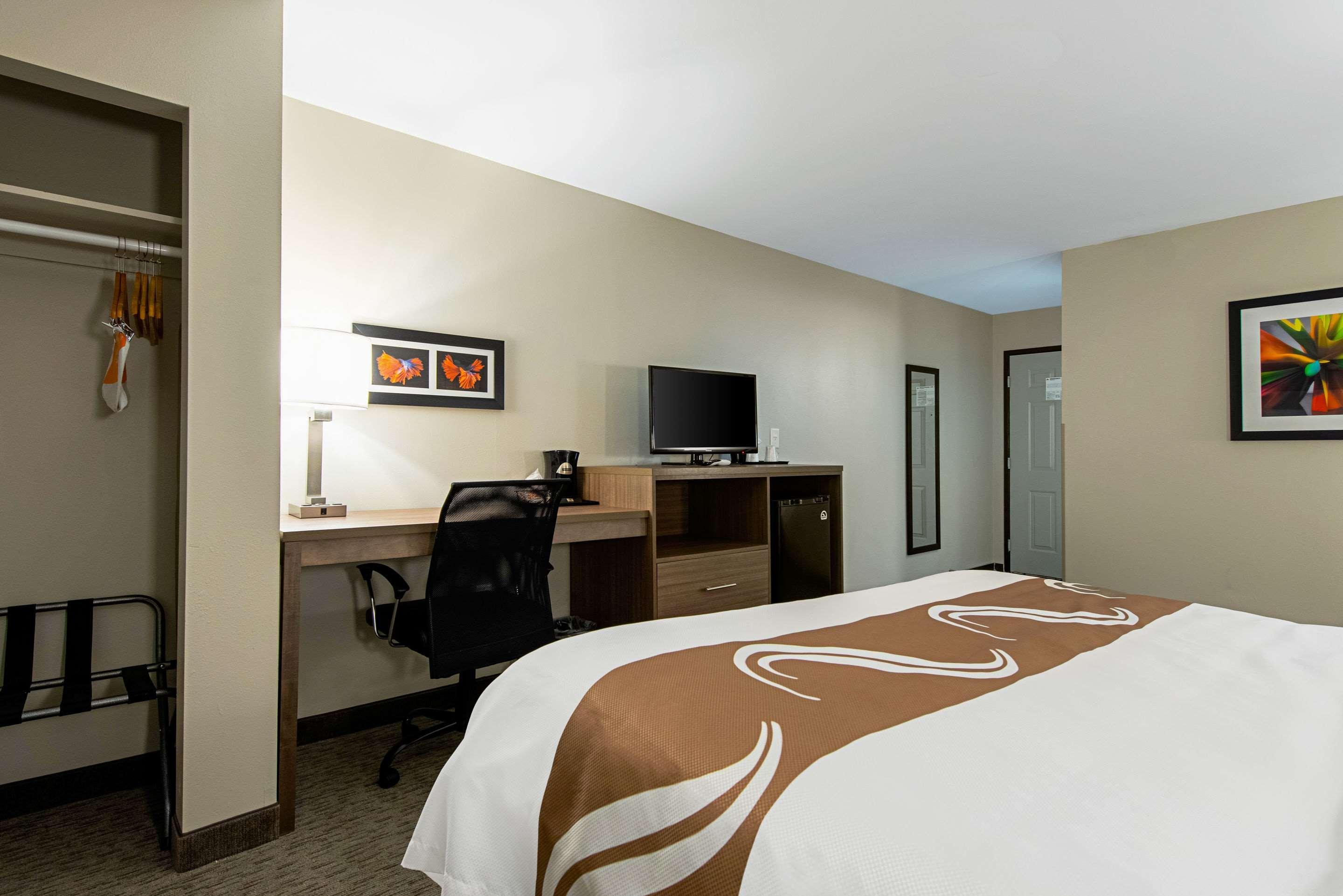 Quality Inn Mishawaka Near Notre Dame Zewnętrze zdjęcie